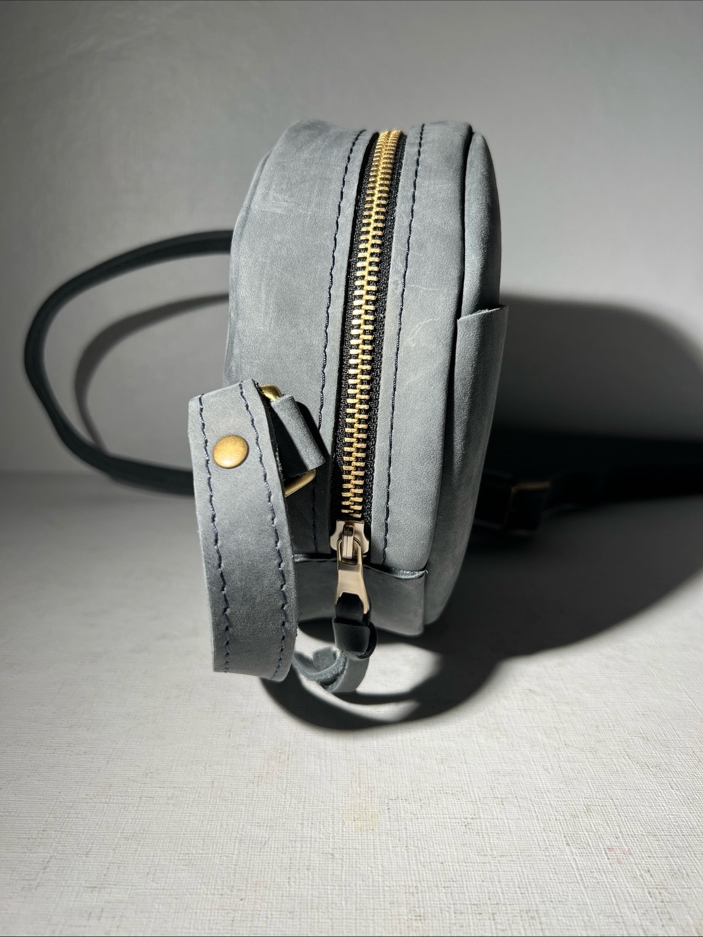 Portland Leather "Almost Perfect" Circle Crossbody Bag "Storm" Gray Suede 7x2.5"